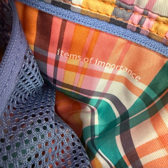 Lululemon Run On Navy Tote Bag EUC - Picture 9 of 12